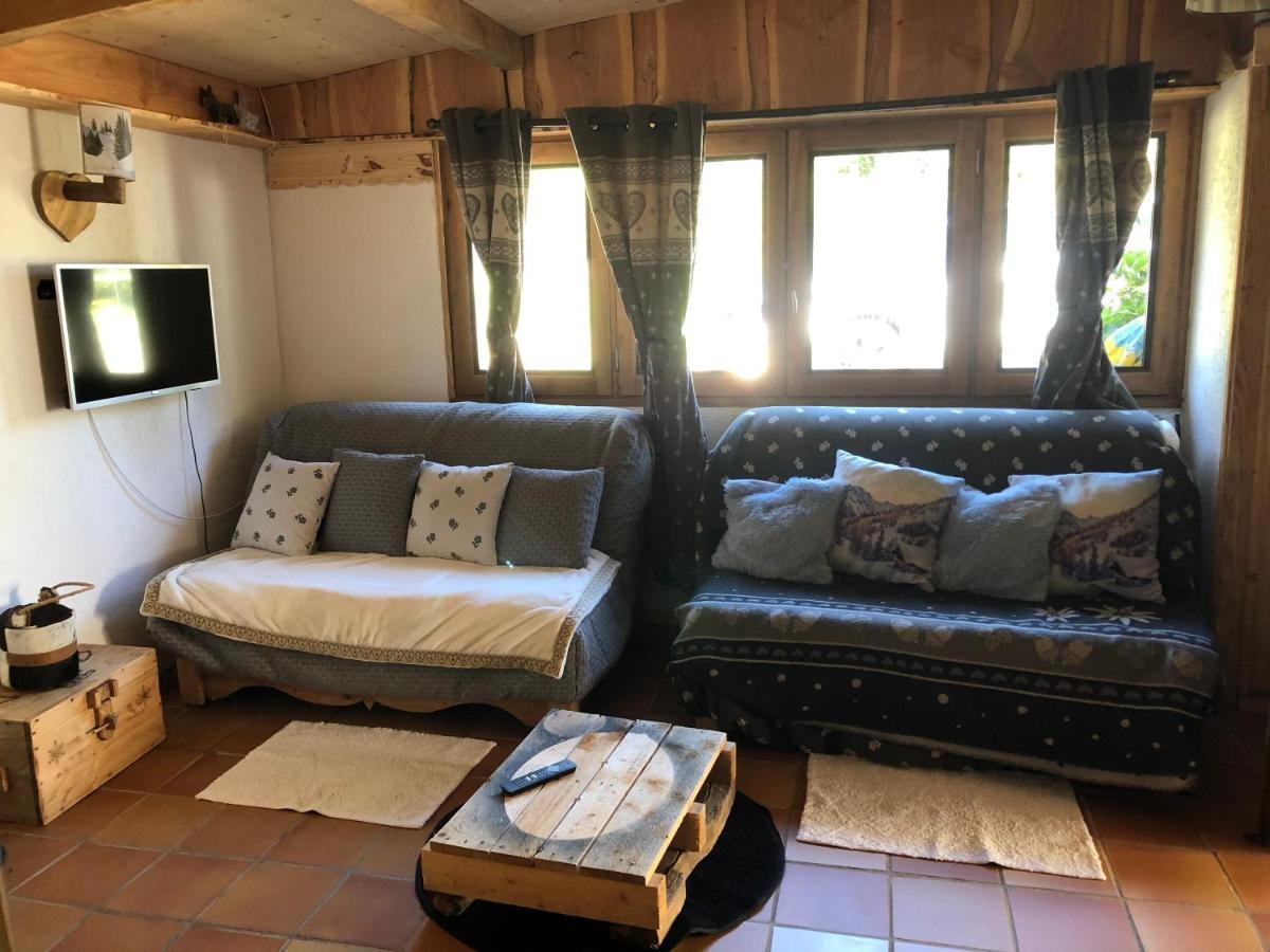 Le Chalet De La Goutte Saint-Appolinaire  外观 照片
