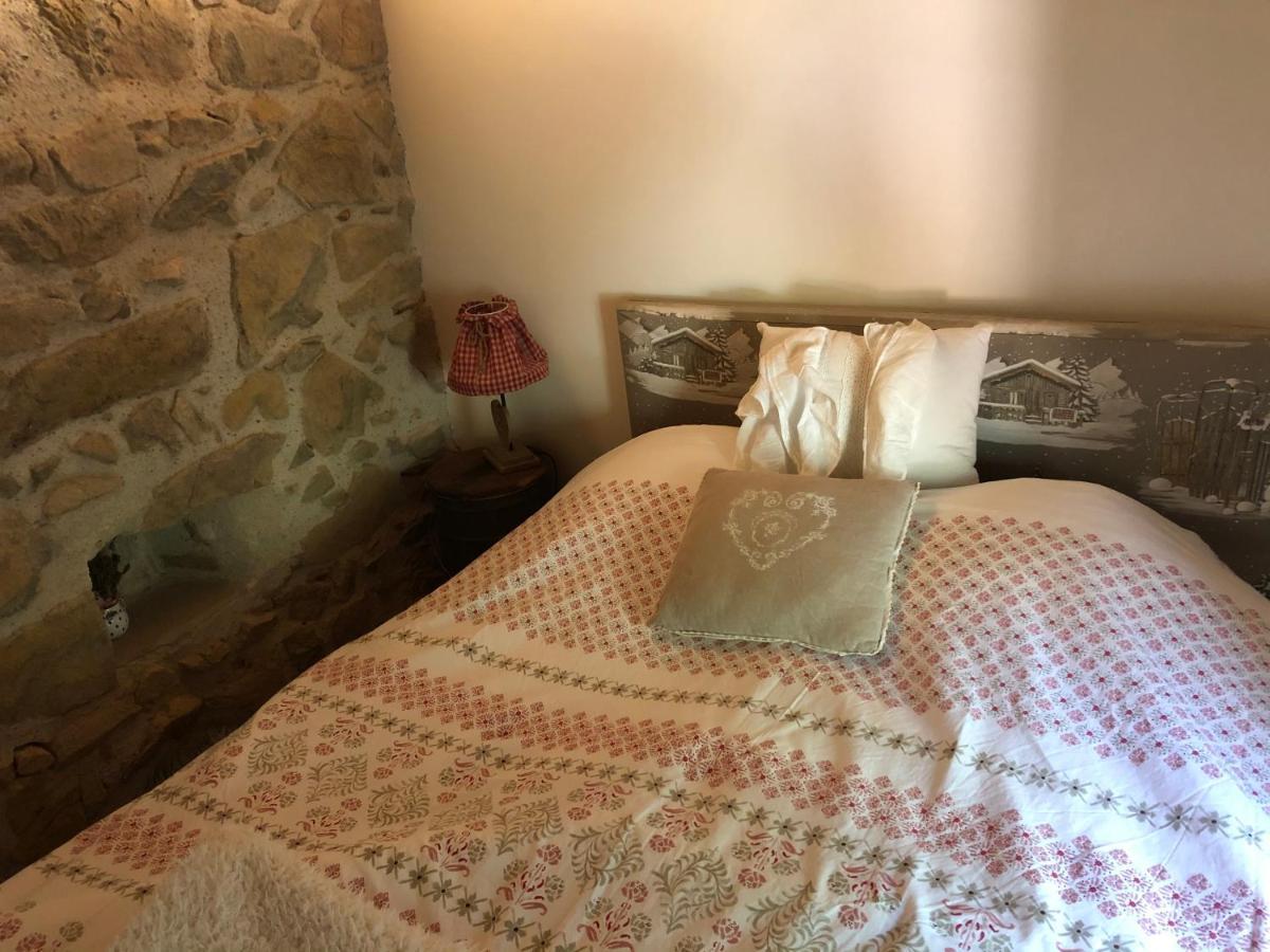 Le Chalet De La Goutte Saint-Appolinaire  外观 照片