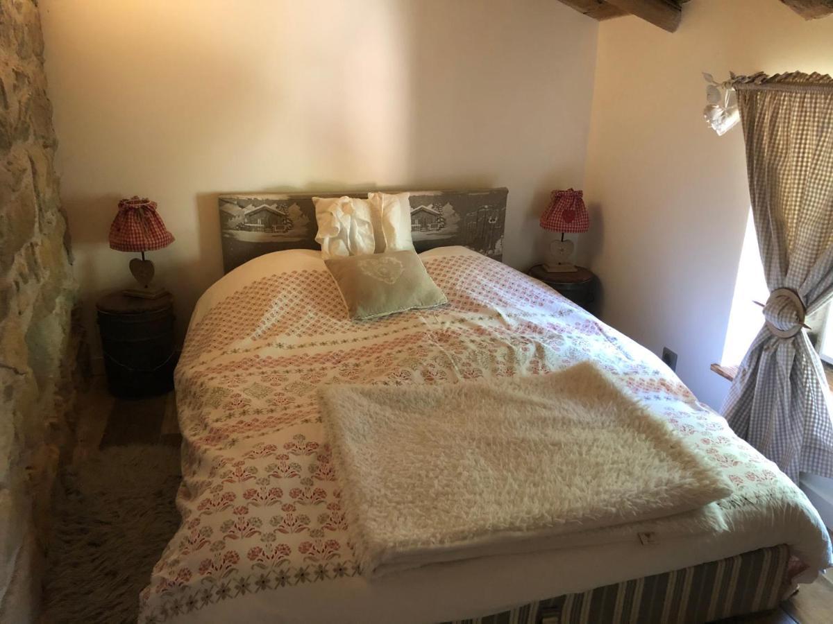 Le Chalet De La Goutte Saint-Appolinaire  外观 照片